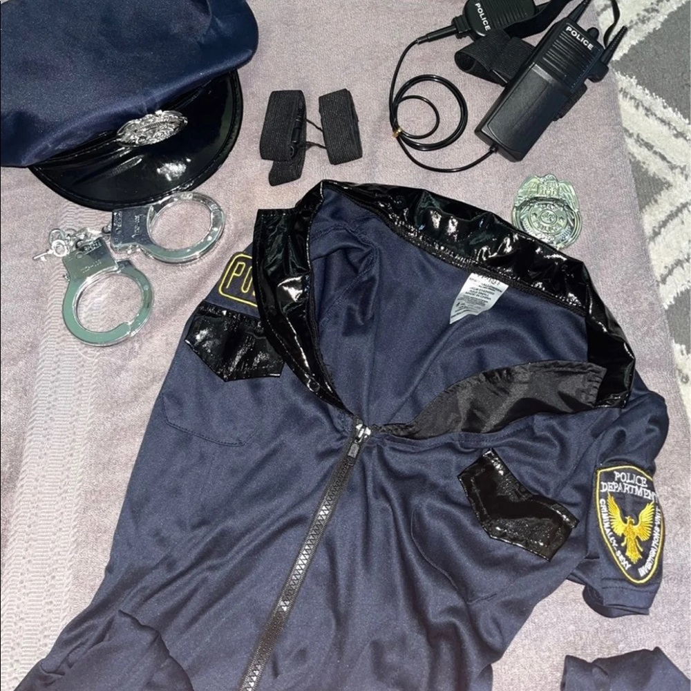 Police officer outfit